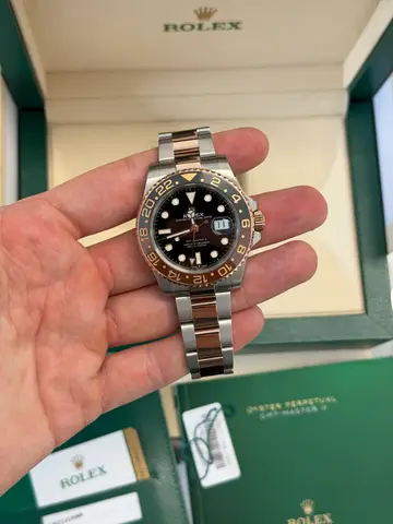 Rolex GMT Master II (Rootbeer) view 2