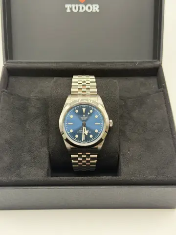 Tudor Blackbay one view 2