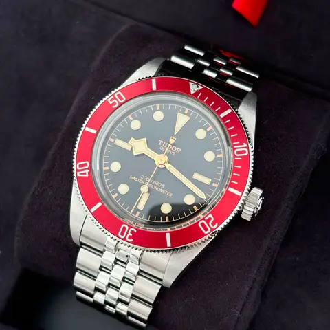 Tudor Black Bay (2024) view 1